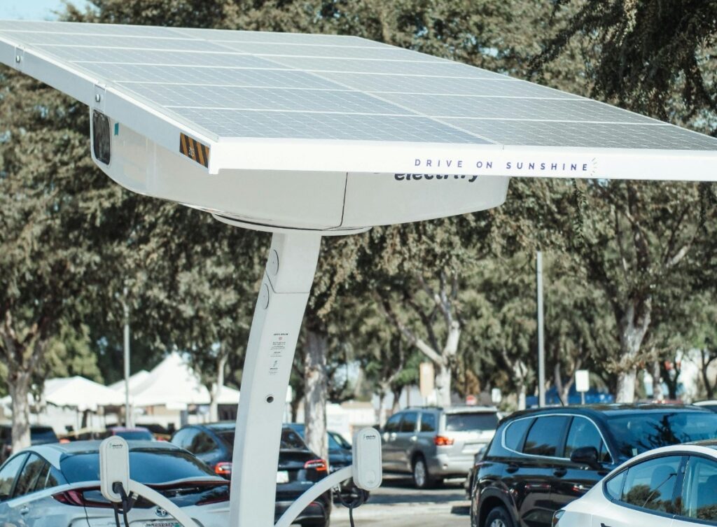 Battery Energy Storage System Solar